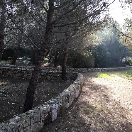 Panoramica Con Piscina Lido Marini